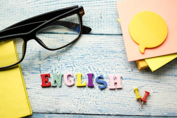 A melhor Franquia de escola de inglês online em Macaé - Top English!