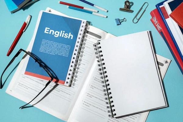 A melhor Franquia de escola de inglês online em Mâncio Lima - Top English!