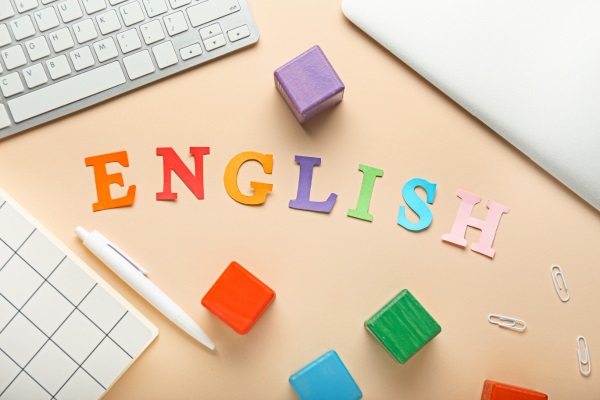 A melhor Franquia de escola de inglês online em Maçambará - Top English