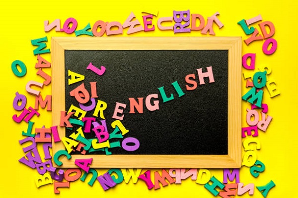 A melhor Franquia de escola de inglês online em Ibiassucê - Top English